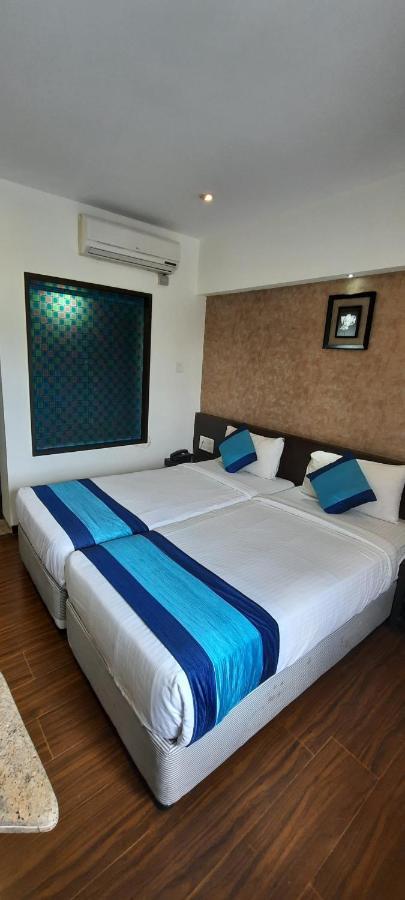 Hotel Lxia Hinjewadi - Indian Nationals Only Pimpri-Chinchwad Exterior foto
